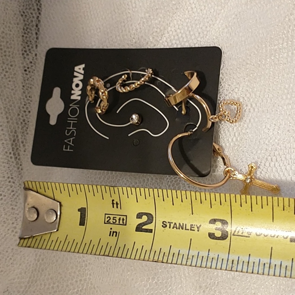 6 Piece Gold Earring Set! - Picture 6 of 9